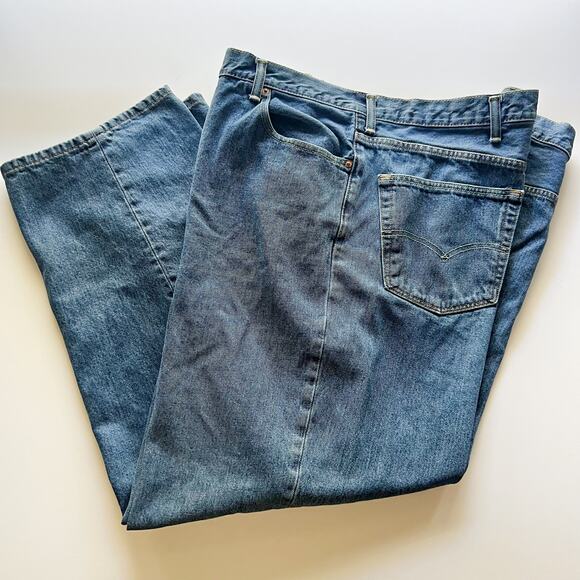 Levi Strauss & Co. Men's Jeans 550 54/30 Big and Tall "Medium Stonewash" - Picture 2 of 8